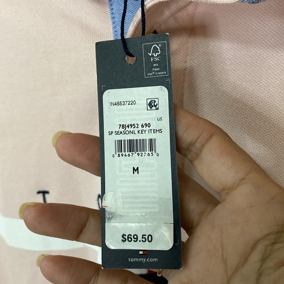 Men’s Tommy Hilfiger soft Pink Polo Shirt NWT size M Embroidered Logo - Picture 9 of 10